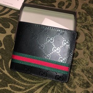 Men’s Gucci wallet